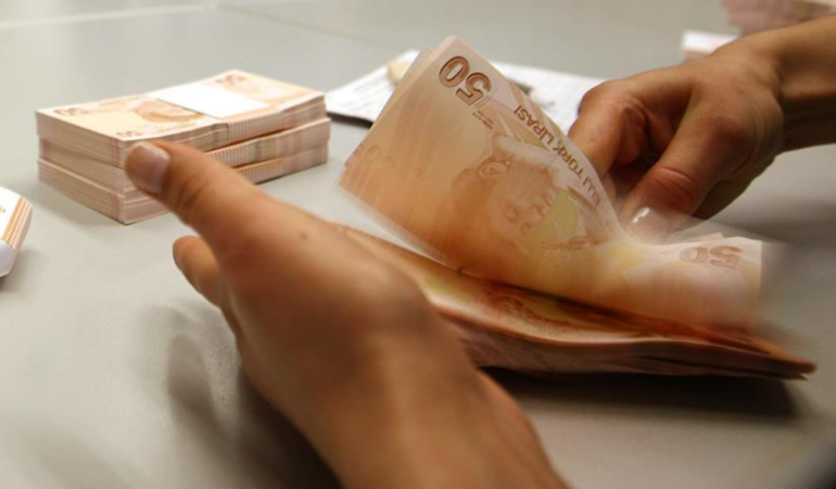 Emekli-bayram-ikramiyesi-ne-zaman-yatacak-Kurban-Bayrami-ikramiyesi-artacak-mi-featured