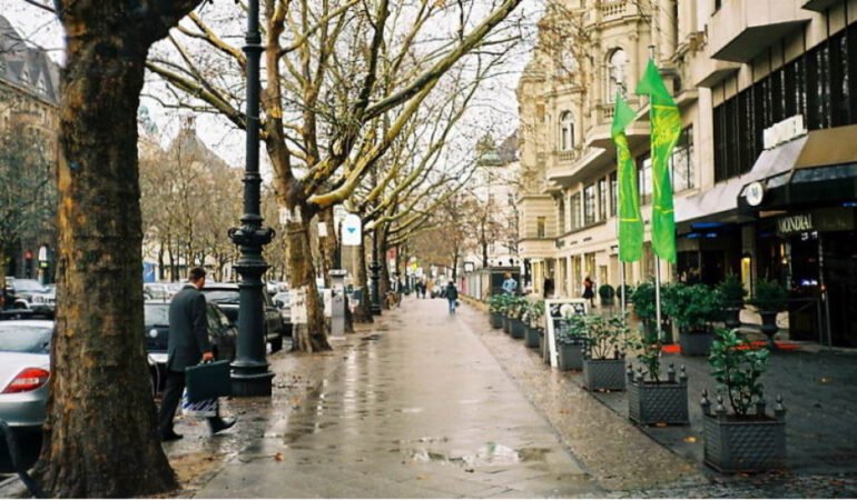 Euro-Bolgesi-hizmet-sektorunde-olumsuz-sinyaller-featured