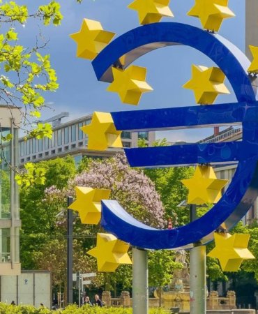 Euro-Bolgesi039nde-arz-baskisi-PMI-daralma-sinyali-verdi-featured