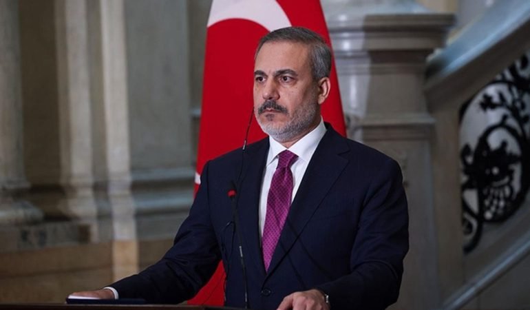 Fidan8217dan-Lavrov-ve-bin-Ferhan-ile-kritik-telefon-gorusmesi-featured