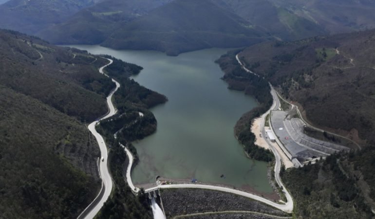 Gecen-yil-susuzluk-vardi-Bursa039da-tablo-tersine-dondu-featured