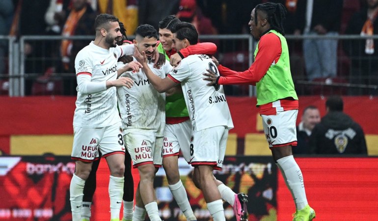 Genclerbirligi-15-yil-sonra-Turkiye-Kupasi039nda-yari-finalde-featured