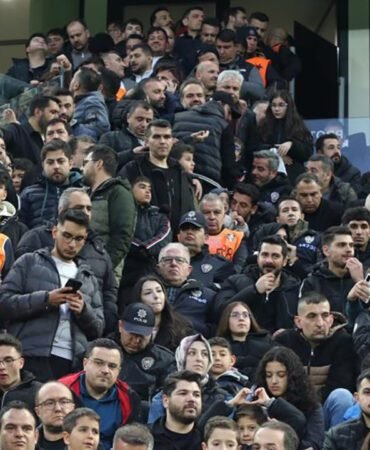 Genclerbirligi-8211-Galatasaray-macinda-VIP-tribunde-izdiham-featured