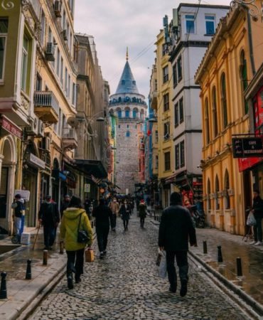 Gezginlerin-odagi-degisti-talep-patladi-Seyahat-ve-turizmde-zirve-yili-featured