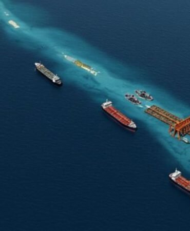 Hurmuz-Bogazi8217nda-Gemi-Trafigi-Savas-Sonrasinin-Zirvesinde-featured