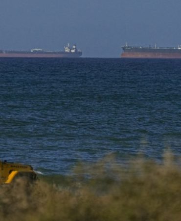 Hurmuz039de-gerilim-Ates-acildi-featured