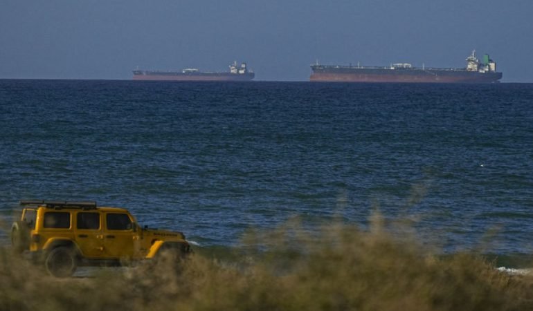 Hurmuz039de-gerilim-Ates-acildi-featured