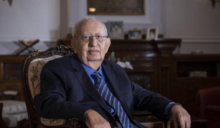 Husamettin-Cindoruk-Vefat-Etti-featured