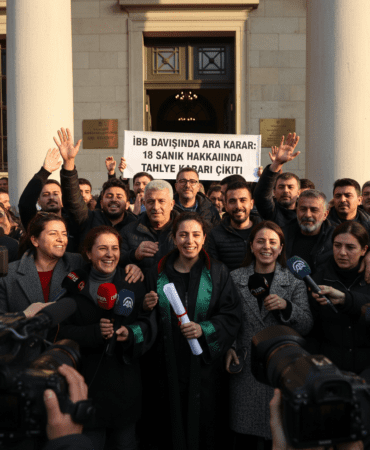 IBB-Davasinda-Ara-Karar-18-Sanik-Hakkinda-Tahliye-Karari-Cikti-gemini