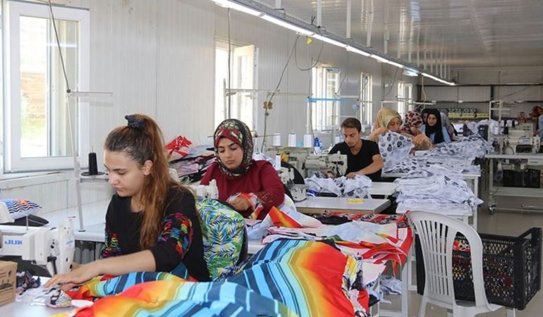 İhracatta Kadın Gücü: Katkı 60,1 Milyar Dolara Dayandı 4 Ihracatta-Kadin-Gucu-Katki-601-Milyar-Dolara-Dayandi-featured