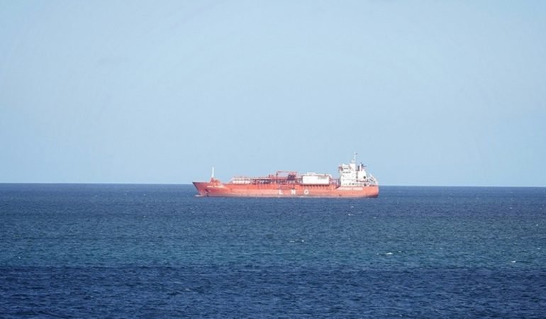 Irak-Disisleri-Bakani-Huseyinden-Irana-Tanker-Tesekkuru-featured