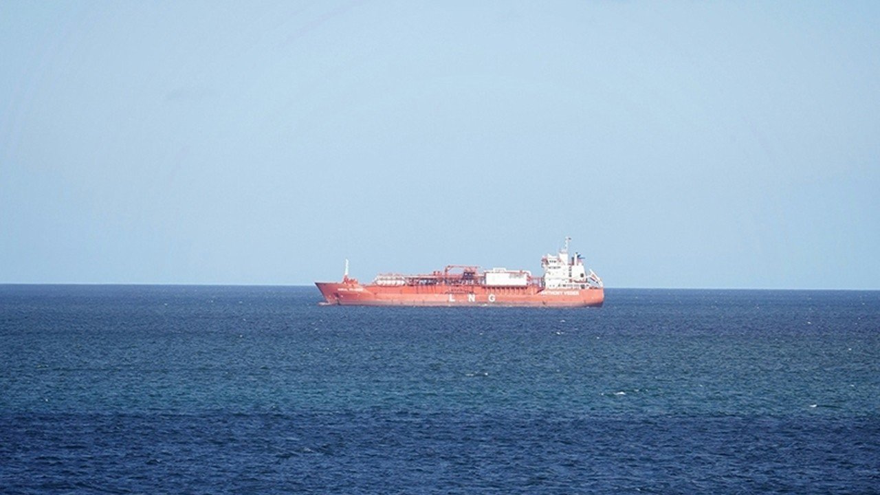 Irak-Disisleri-Bakani-Huseyinden-Irana-Tanker-Tesekkuru-featured