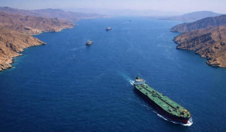 Irandan-ABDye-sert-uyari-Abluka-surerse-bolgesel-ticaret-durur-featured