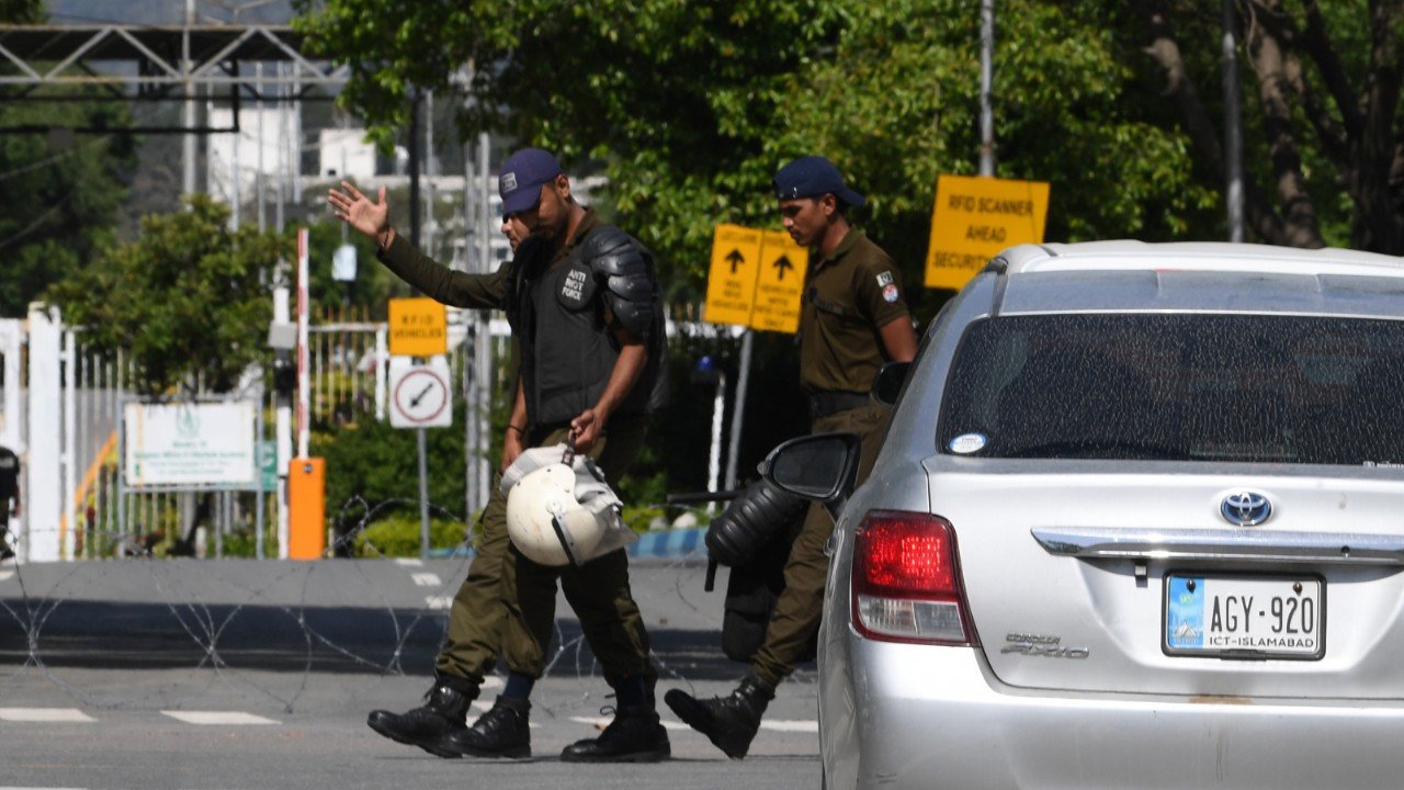 Islamabad039da-dikkat-ceken-onlemler-Gorusme-olacak-mi-featured