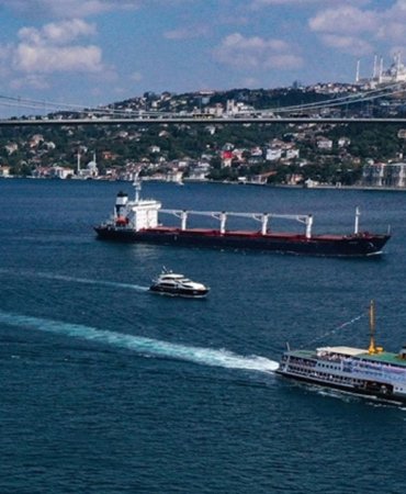 Istanbul-Bogazi-yarin-deniz-trafigine-kapatilacak-featured