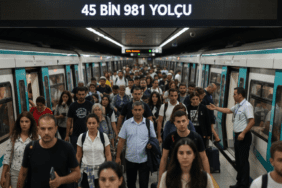 Istanbul-Havalimani-Metrosundan-Tarihi-Rekor-45-Bin-981-Yolcu-gemini
