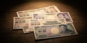Japon-Yeni-dolar-karsisinda-2024-yilindan-bu-yana-en-dusuk-seviyesine-geriledi-featured