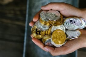 Kripto-Paralarda-Dusus-Bitcoin-Yukselisini-Durdurdu-featured