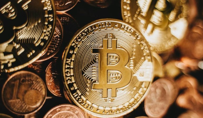 Kripto-Piyasasinda-Trump-Depremi-Bitcoinde-Satis-Dalgasi-Derinlesti-featured