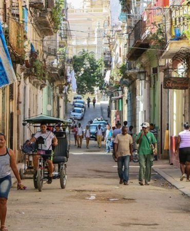 Kubada-kriz-derinlesiyor-Ulasim-yok-su-ve-saglik-hizmetleri-sinirli-featured