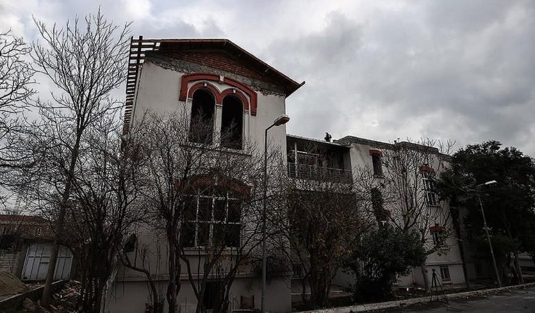 Kullerinden-dogdu-Balikli-Rum-Hastanesi-yeniden-ayaga-kaldirildi-featured