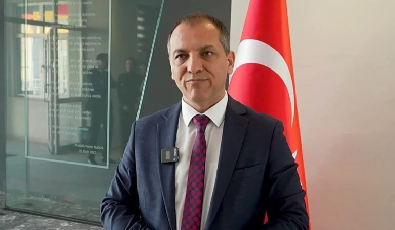 MEB-Kahramanmaras-Il-Milli-Egitim-Muduru-Erhan-Baydur-gorevden-alindi-featured-1