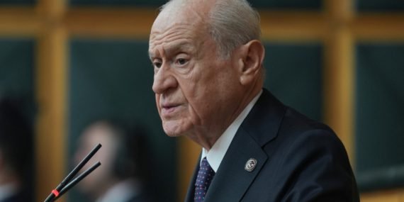 MHP Lideri Bahçeli'den İbrahim Tatlıses’e geçmiş olsun telefonu