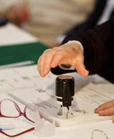 Macaristan8217da-Sandiklar-Kapandi-Katilim-Rekorlari-Kirildi-featured