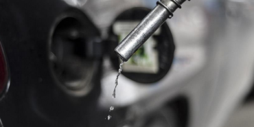 Mazota zam gelecek mi, benzine indirim var mı? Akaryakıt fiyatları düşecek mi? 2 Mazota-zam-gelecek-mi-benzine-indirim-var-mi-Akaryakit-fiyatlari-dusecek-mi-featured
