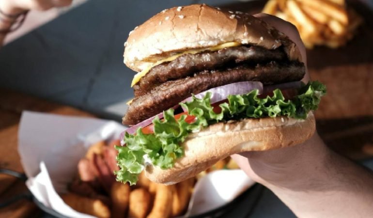 McDonald039s039in-rakibi-79-yil-sonra-kapandi-featured