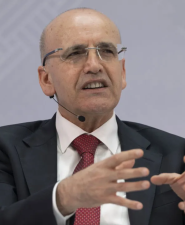 Mehmet-Simsekten-kuresel-ekonomi-uyarisi-Buyume-zayiflayacak-ihracatimiz-etkilenecek-featured