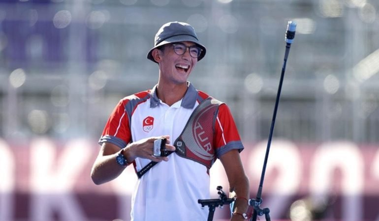 Mete-Gazoz-Meksikada-bronz-madalya-kazandi-featured