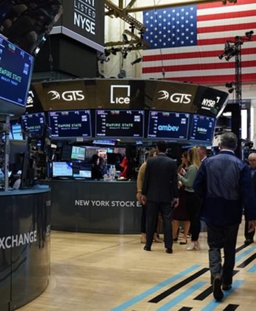 New-York-borsasi-haftanin-ilk-islem-gununu-dususle-kapadi-featured