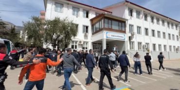Okul saldırısında yeni gelişme: Saldırganın babası tutuklandı 1 Okul-saldirisinda-yeni-gelisme-Saldirganin-babasi-tutuklandi-featured
