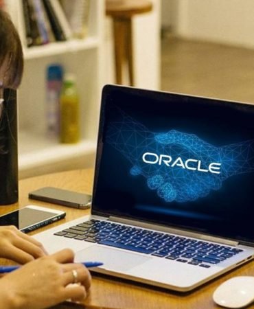 Oracle8217dan-dev-operasyon-Yapay-zeka-icin-30-bin-isten-cikarma-featured