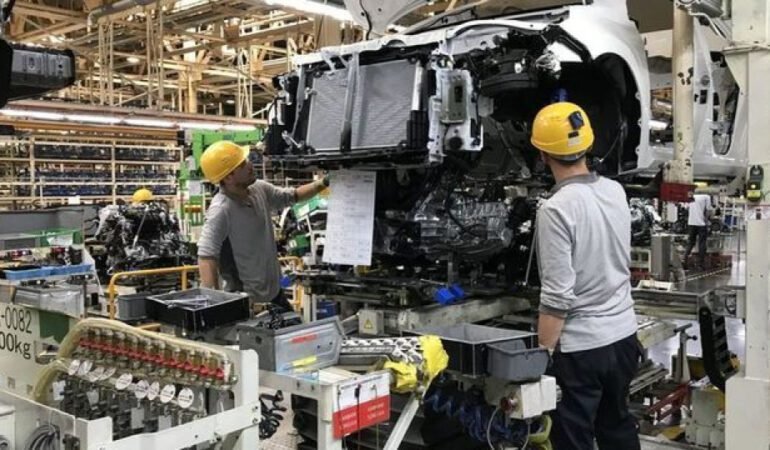 Otomotiv-Uretimi-ve-Ihracatinda-Dusus-Yasandi-featured