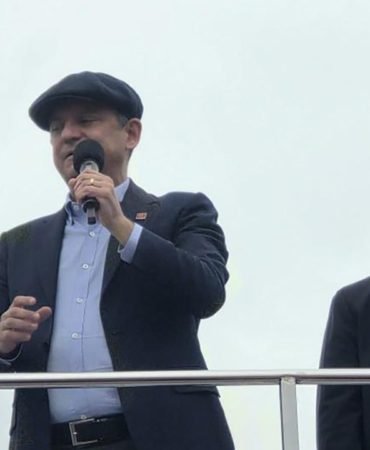 Ozgur-Ozel8217den-Kutahya8217da-Erken-Secim-Cagrisi-ve-Sert-Rest-featured