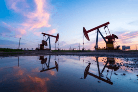 Petrolde-dusus-suruyor-Diplomasi-umudu-fiyatlari-baskiliyor-featured