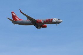 Pilotu-rahatsizlanan-ucak-Antalya039ya-acil-inis-yapti-featured