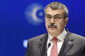 Saldirilar-sonrasi-ilk-ders8230-Bakan-Tekin039den-039okul-guvenligi039-mesaji-featured