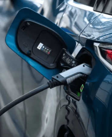 Savas-sonrasi-elektrikli-araclara-yonelim-artti-Elektrikli-otomobil-almak-karli-mi-featured