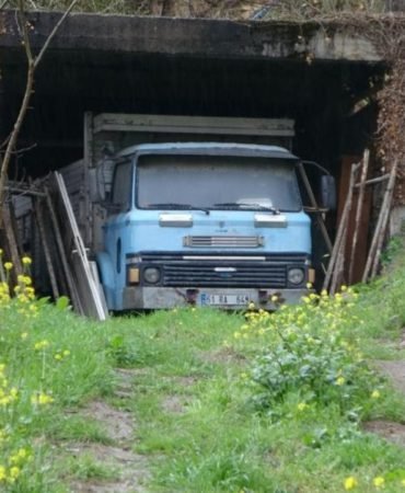 Servet-teklif-edildi-kabul-etmedi-Baba-yadigari-kamyon-ozenle-korunuyor-featured