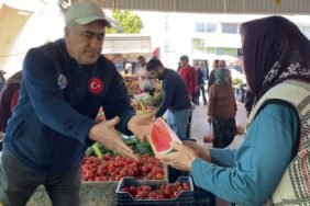Sezonun-Ilk-Karpuzlari-Tezgahlarda-Ceyregi-90-Liradan-Satiliyor-featured