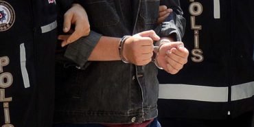 Sivas Valiliği: Okullara saldırı iddiası paylaşan öğrenci gözaltına alındı 9 Sivas-Valiligi-Okullara-saldiri-iddiasi-paylasan-ogrenci-gozaltina-alindi-featured