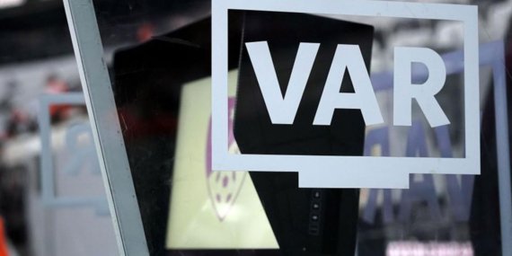 Son dakika: Galatasaray-Fenerbahçe derbisinin VAR hakemi belli oldu!