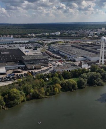 Stellantis-Avrupa039daki-dort-fabrikasini-satisa-cikariyor-featured