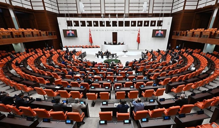 TBMM039de-okul-saldirilarinin-arastirilmasi-icin-komisyon-kuruldu-featured