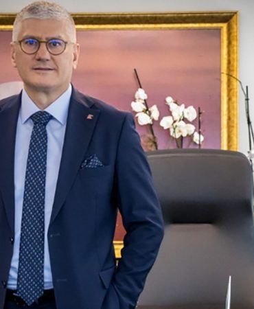 TSBde-Yeni-Donem-Ahmet-Yasar-22.-Baskan-Secildi-featured