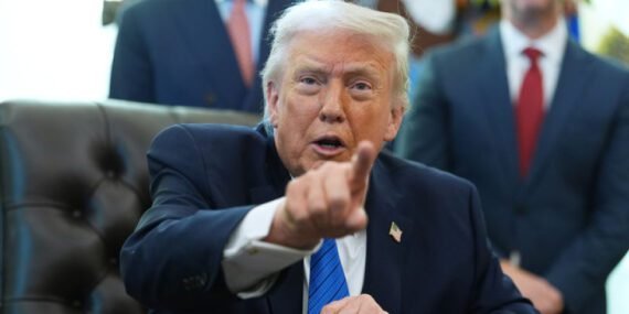 Trump: Hürmüz’de Abluka Başlıyor