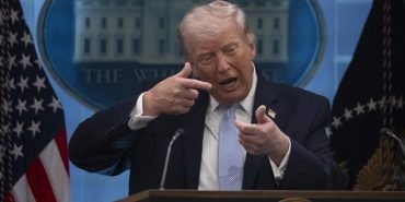 Trump-Iran-yer-altindaki-nukleer-maddeleri-bize-teslim-etmeyi-kabul-etti-featured